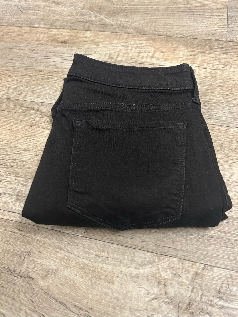 Old Navy Women’s Skinny Black Stretch Rockstar Jeans